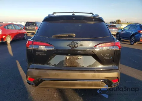 2024 Toyota Corolla Cross Se z USA, uszkodzony, nr VIN 7MUFBABG4RV048590